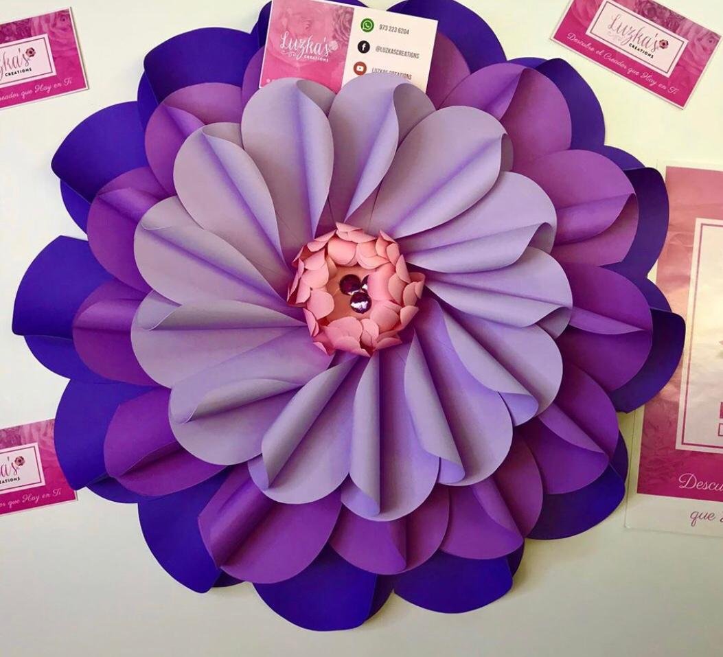 Flor gigante molde Corazón - Luzka's Creations - Manualidades